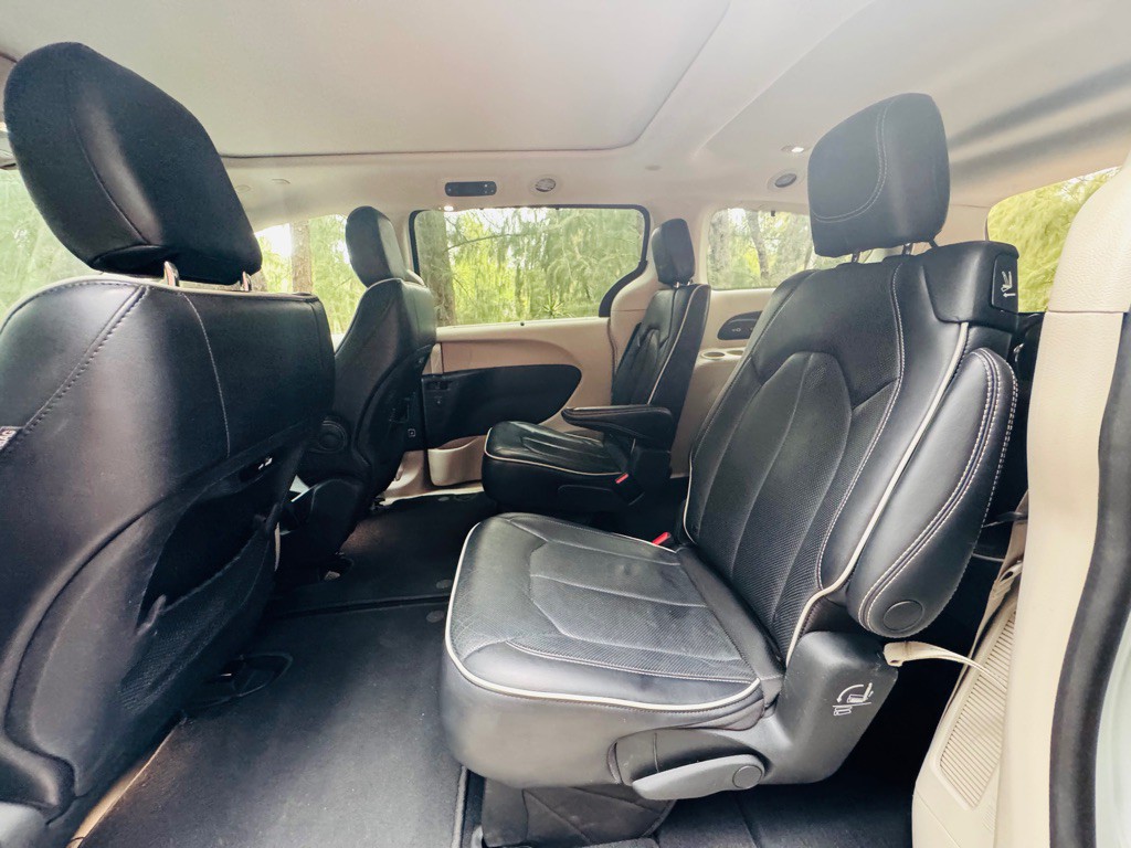 2022 Chrysler Pacifica Image 22
