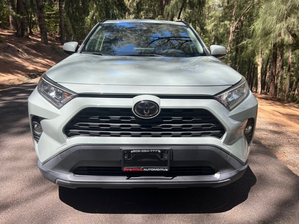 2019 Toyota Rav4 Image 2