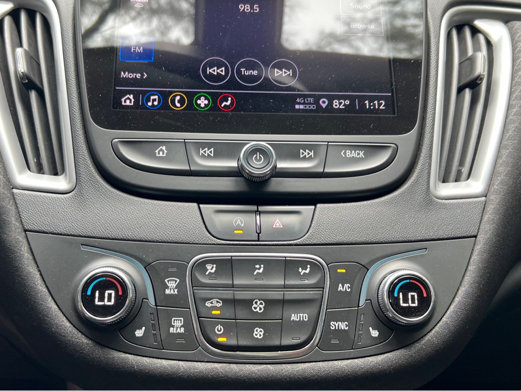 2022 Chevrolet Malibu Image 16