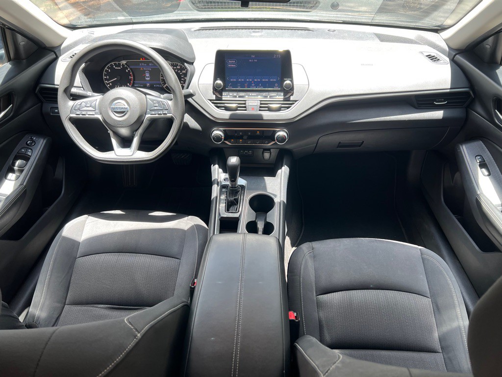 2022 Nissan Altima Image 13