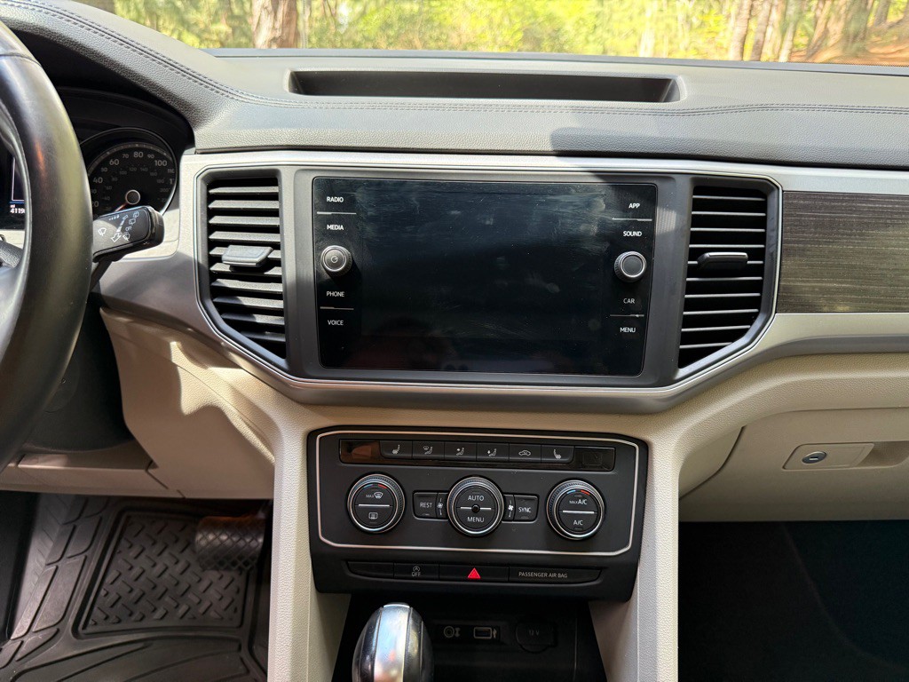 2019 Volkswagen Atlas Image 14