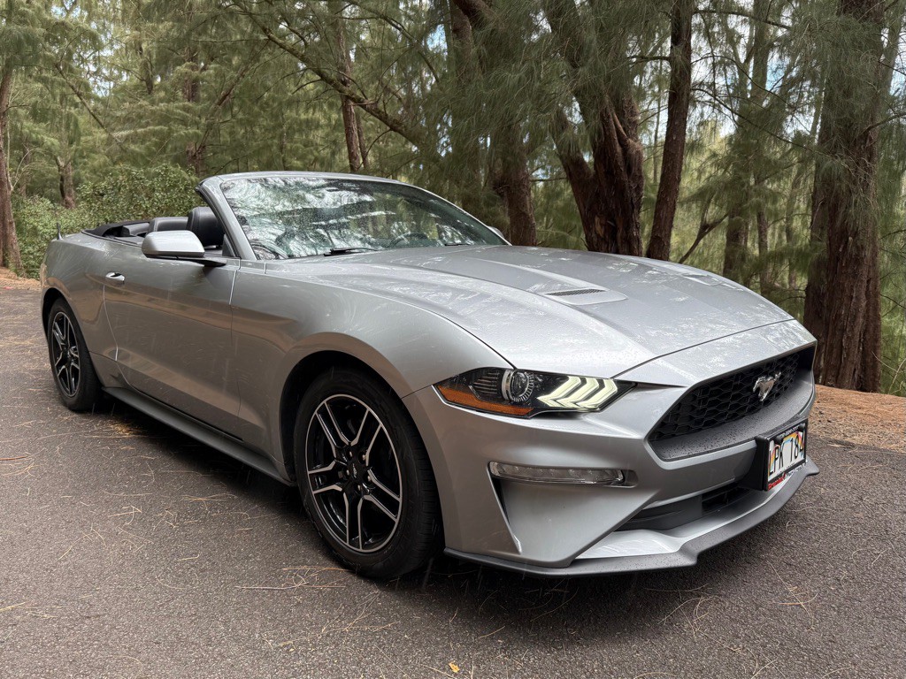 2022 Ford Mustang Image 3