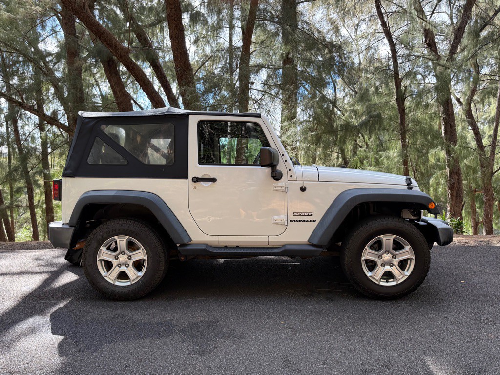 2017 Jeep Wrangler Image 7