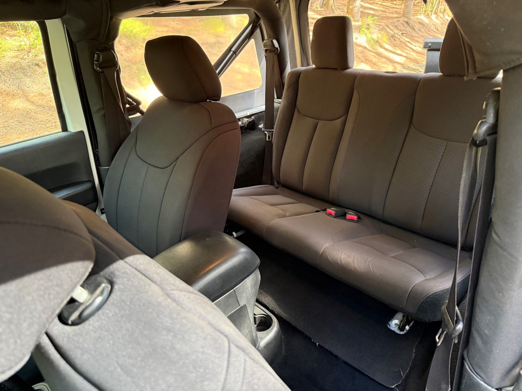 2017 Jeep Wrangler Image 15