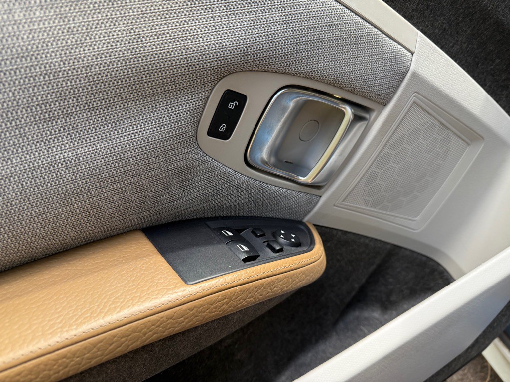 2014 BMW i3 Image 9