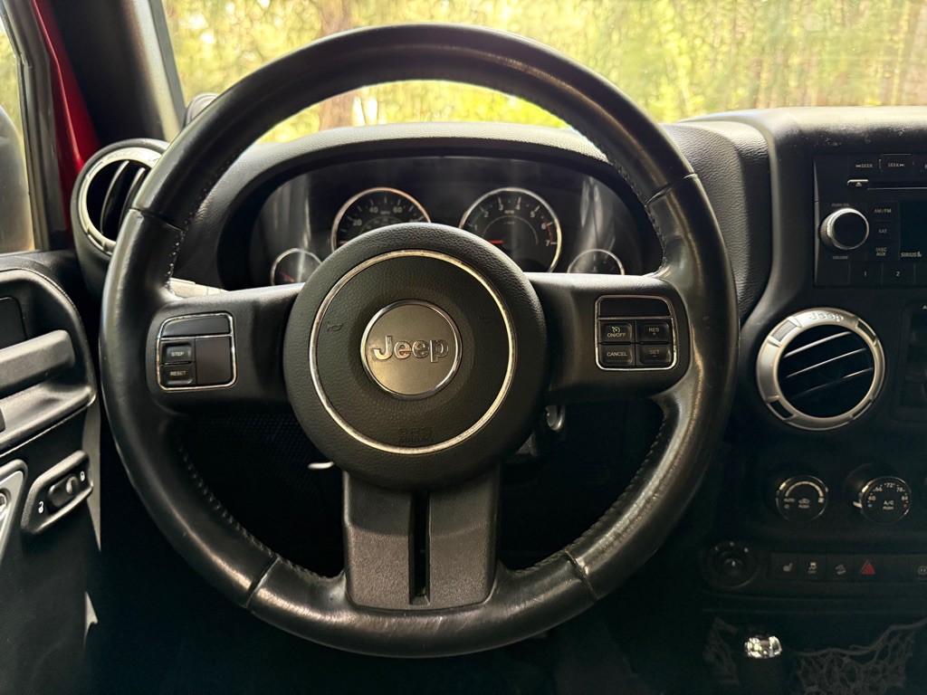 2011 Jeep Wrangler Unlimited Image 12