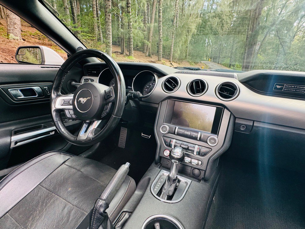 2020 Ford Mustang Image 23