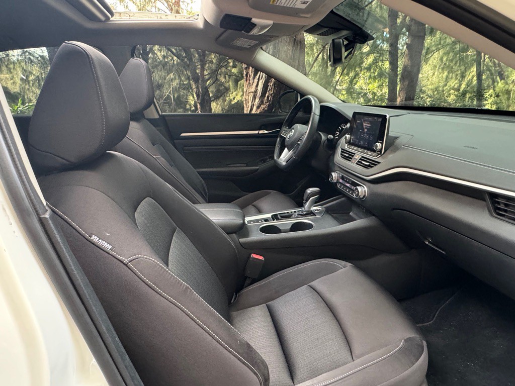 2019 Nissan Altima Image 14