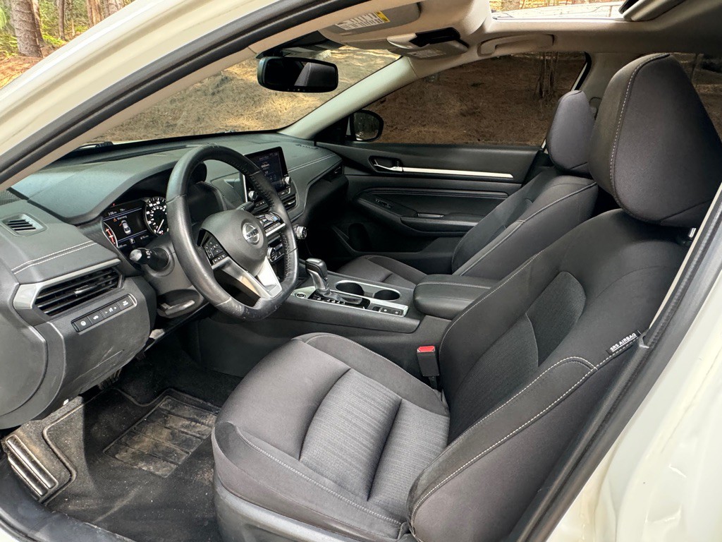 2019 Nissan Altima Image 21