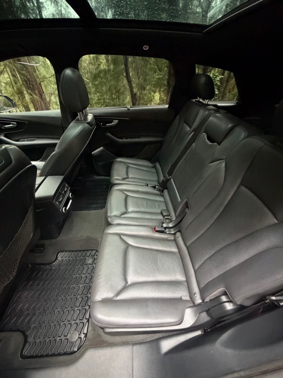 2017 Audi Q7 Image 19