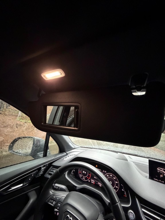 2017 Audi Q7 Image 37