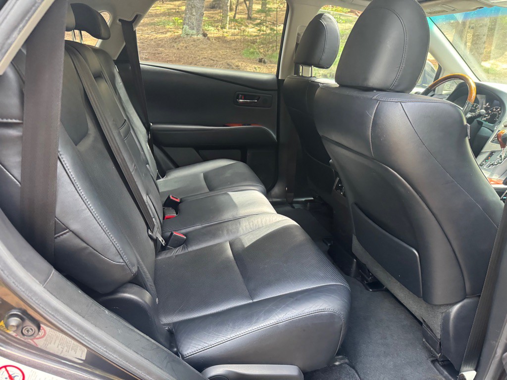 2010 Lexus RX Image 22