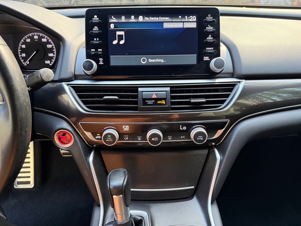 2021 Honda Accord Image 17