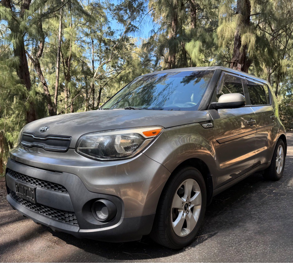 2017 Kia Soul Image 1