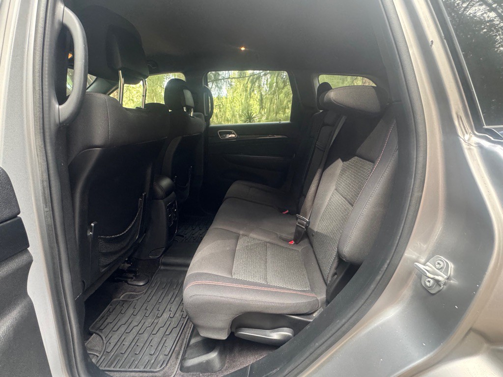 2016 Jeep Grand Cherokee Image 16