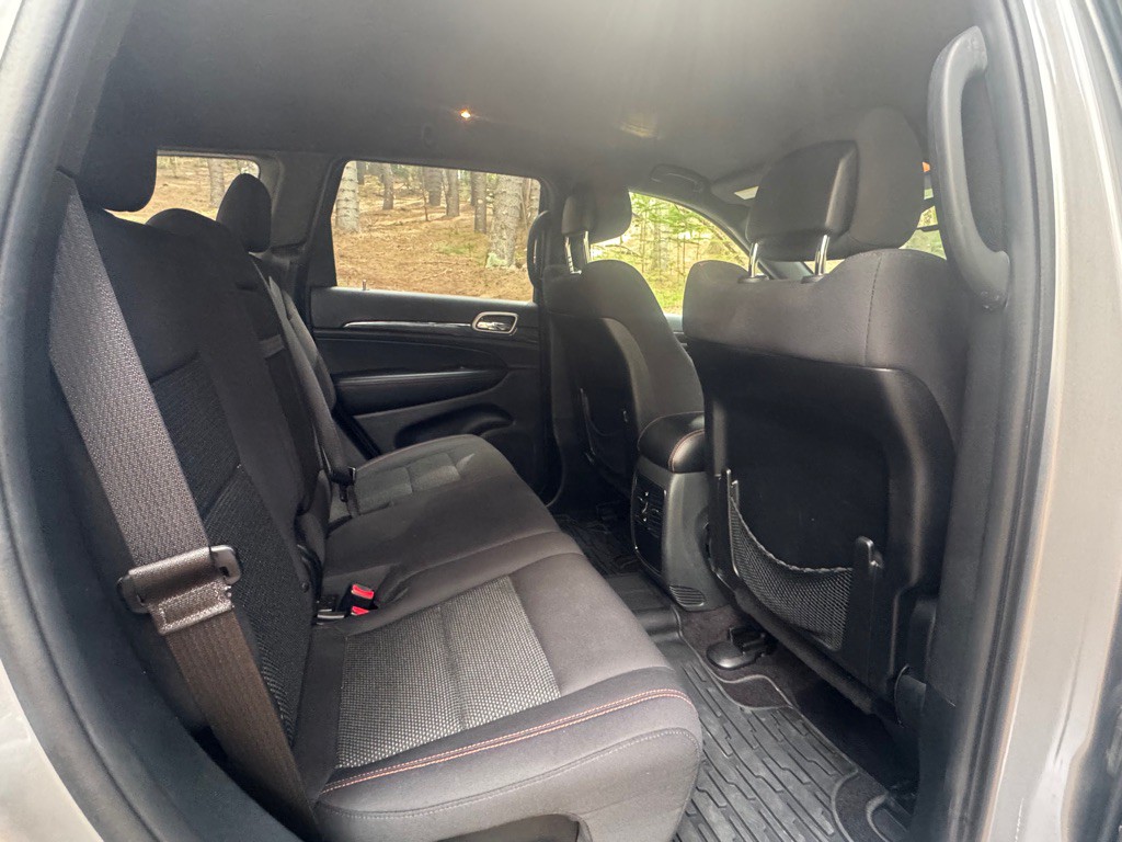 2016 Jeep Grand Cherokee Image 26