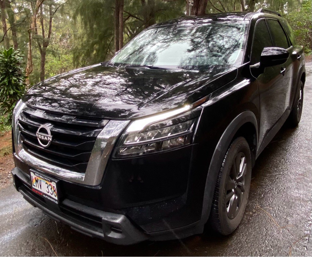 2023 Nissan Pathfinder Image 1