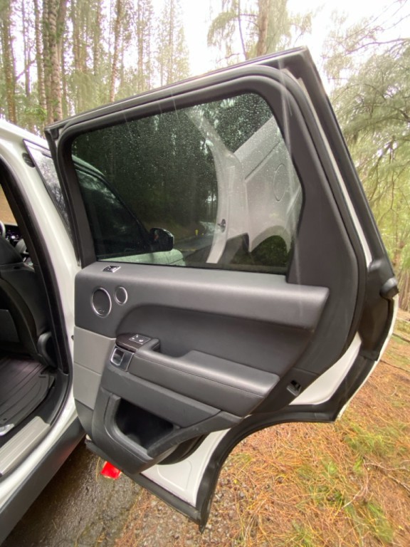 2018 Land Rover Range Rover Sport Image 18