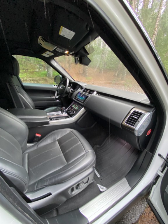 2018 Land Rover Range Rover Sport Image 24