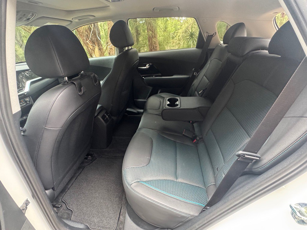 2022 Kia Niro Image 13