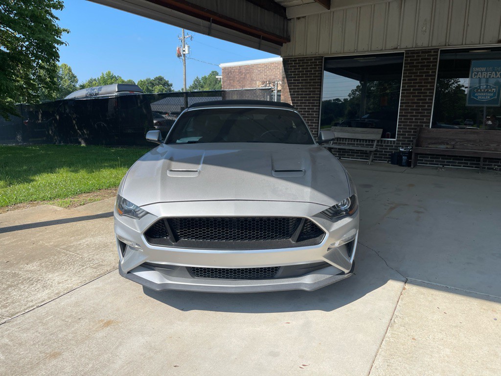 2019 Ford Mustang Image 2