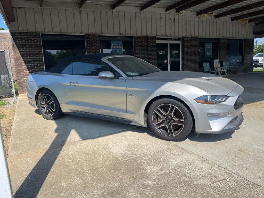 2019 Ford Mustang Image 3