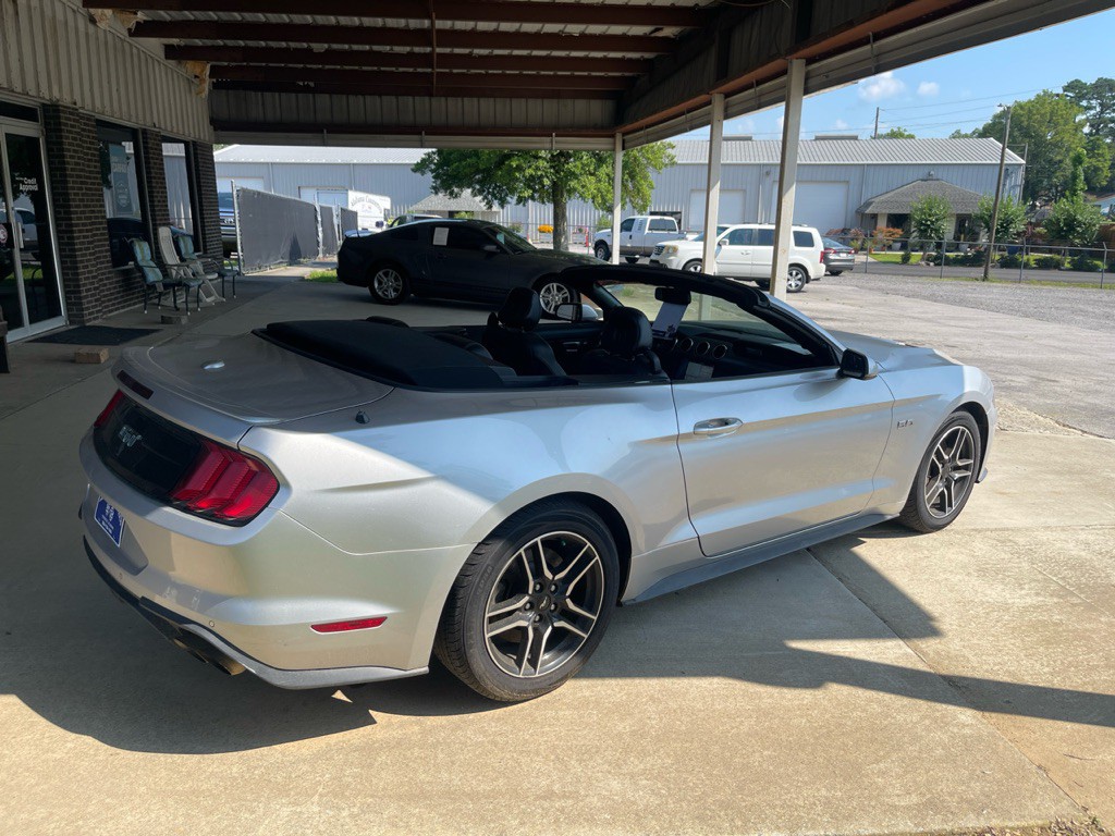 2019 Ford Mustang Image 20