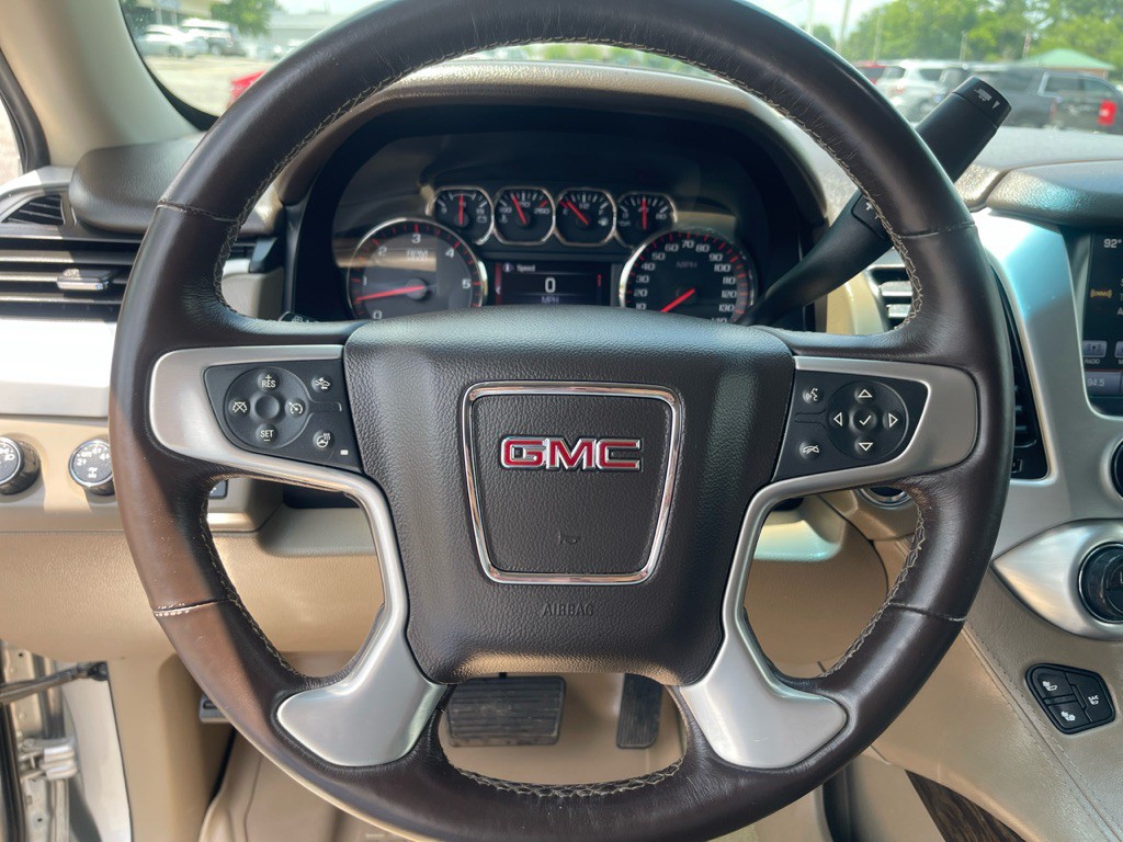 2016 GMC Yukon Image 6