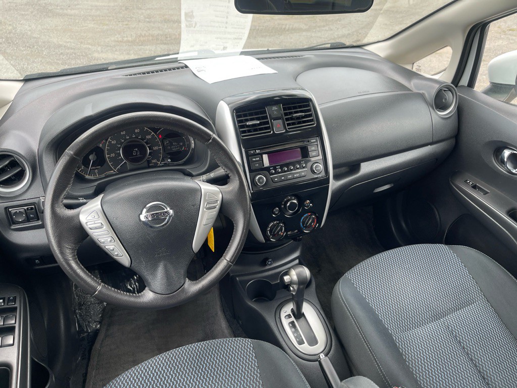 2015 Nissan Versa Image 6