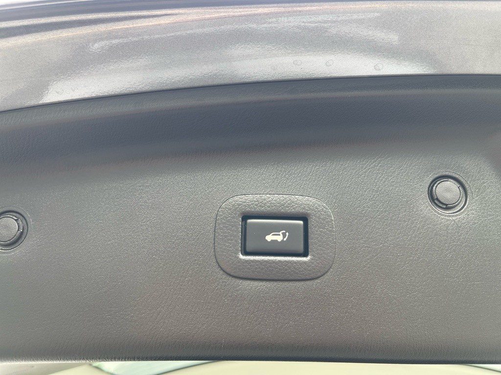 2019 Nissan Armada Image 6
