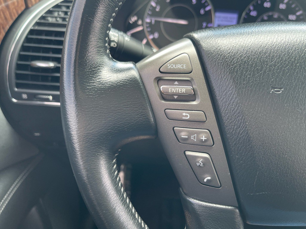 2019 Nissan Armada Image 9