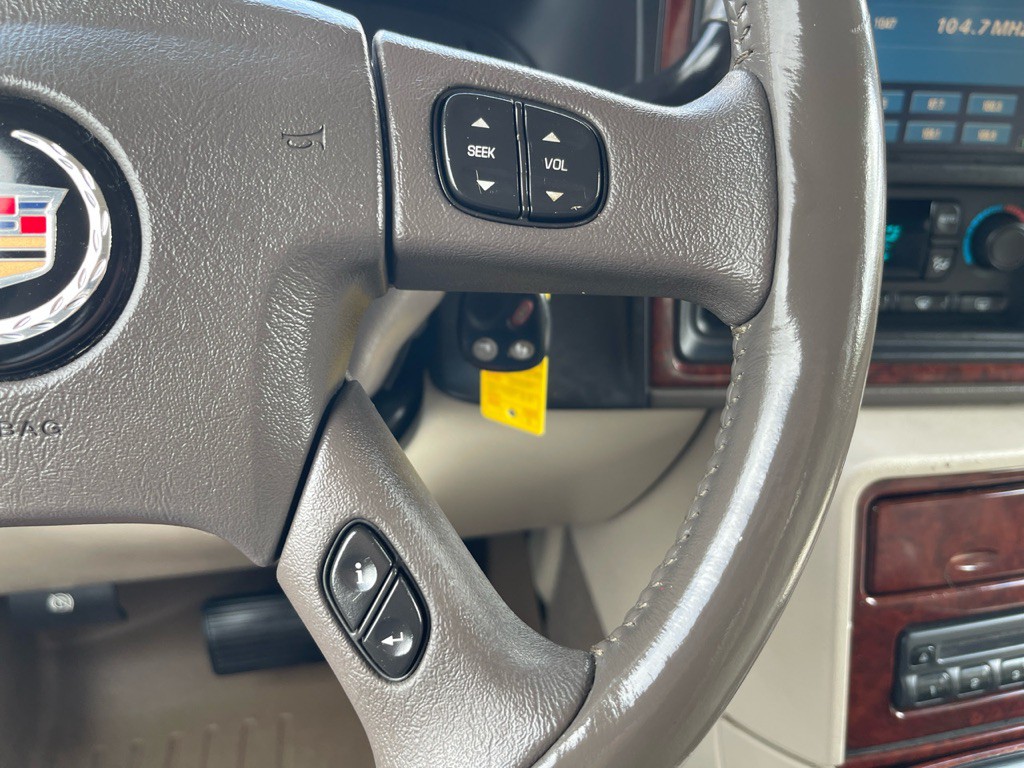 2006 Cadillac Escalade Image 9