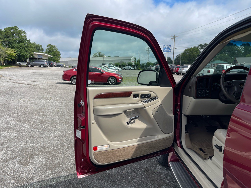 2006 Cadillac Escalade Image 13