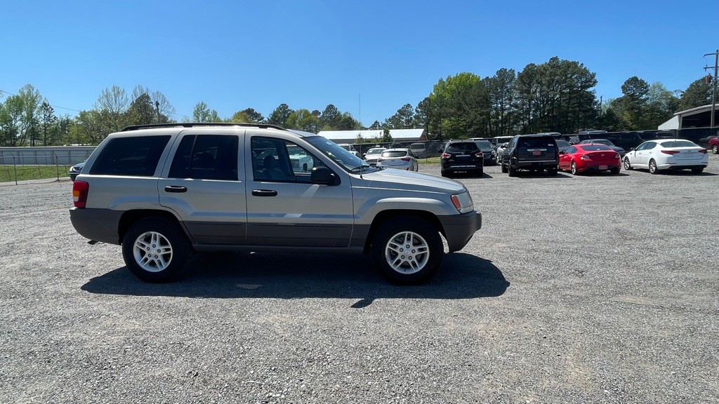 2004 Jeep Grand Cherokee Image 3