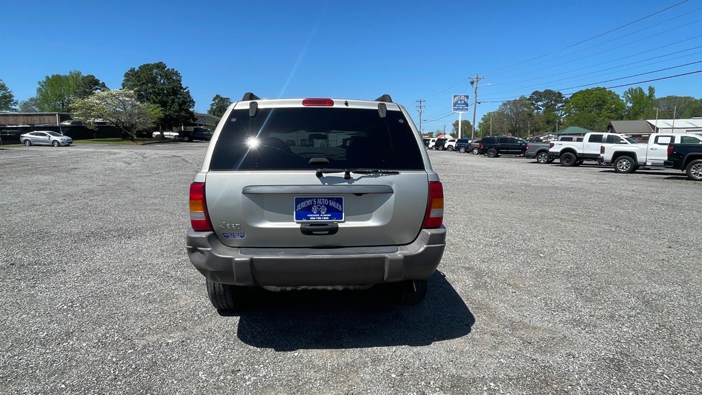 2004 Jeep Grand Cherokee Image 4