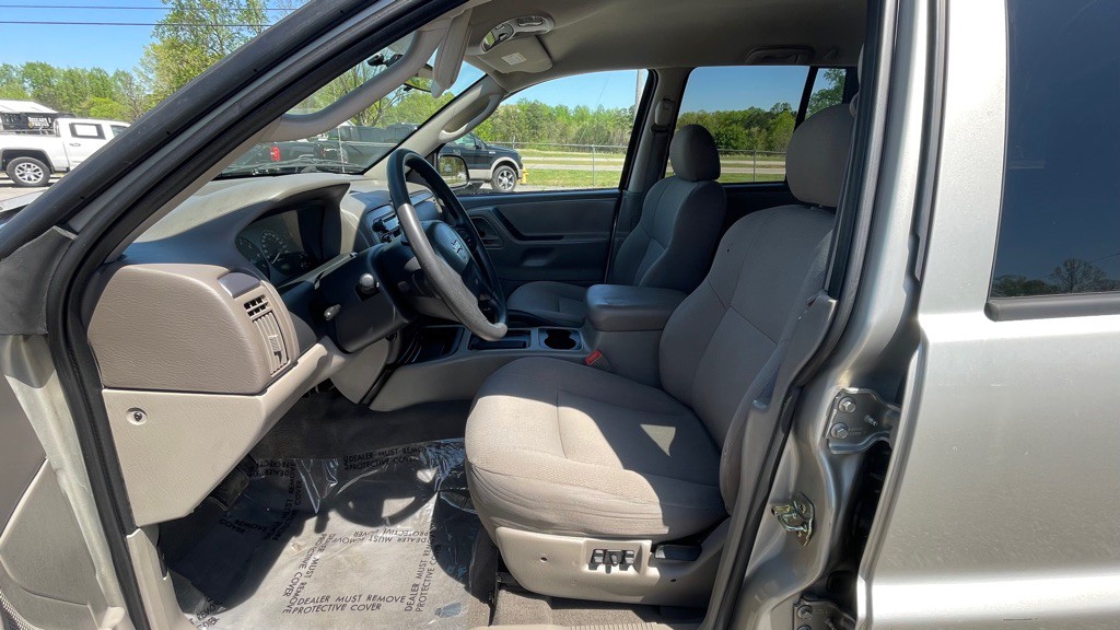 2004 Jeep Grand Cherokee Image 13