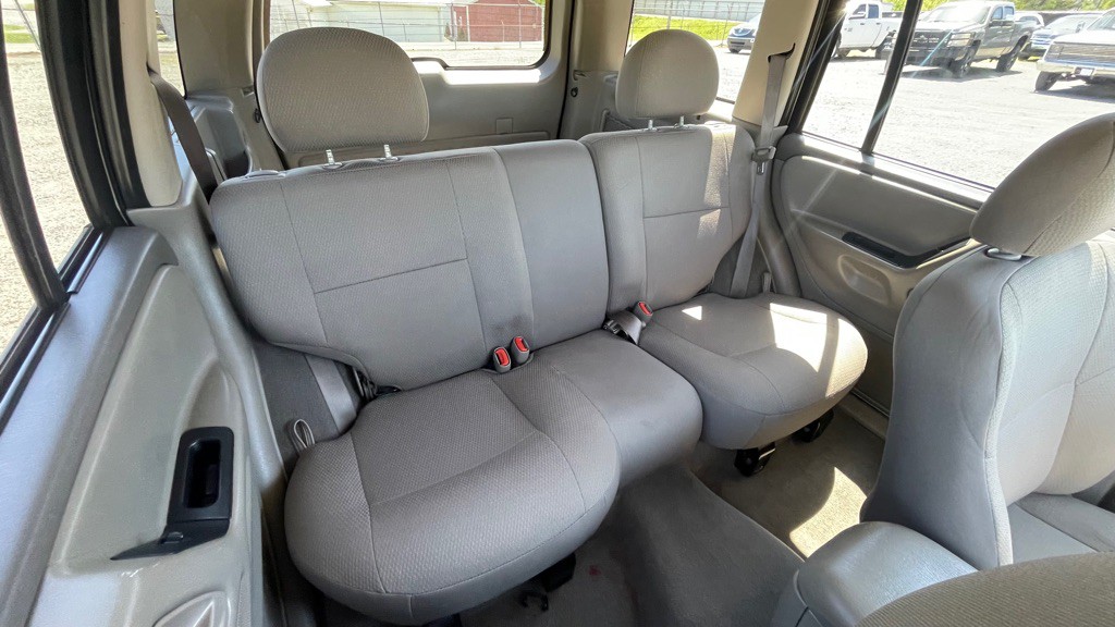 2004 Jeep Grand Cherokee Image 17