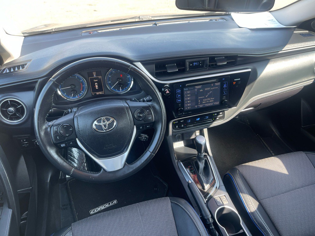 2017 Toyota Corolla Image 5