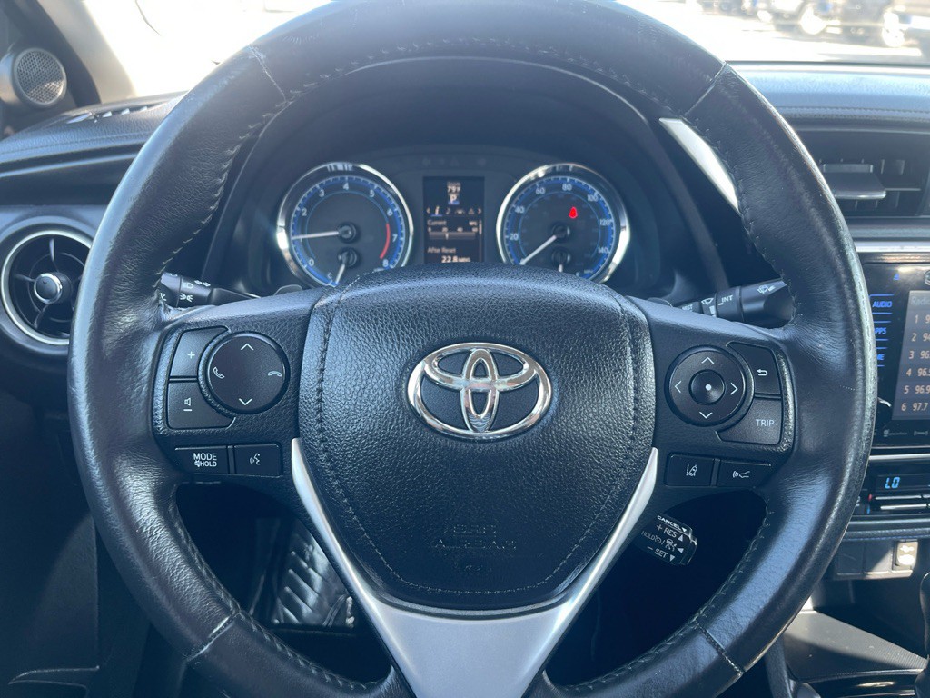 2017 Toyota Corolla Image 6