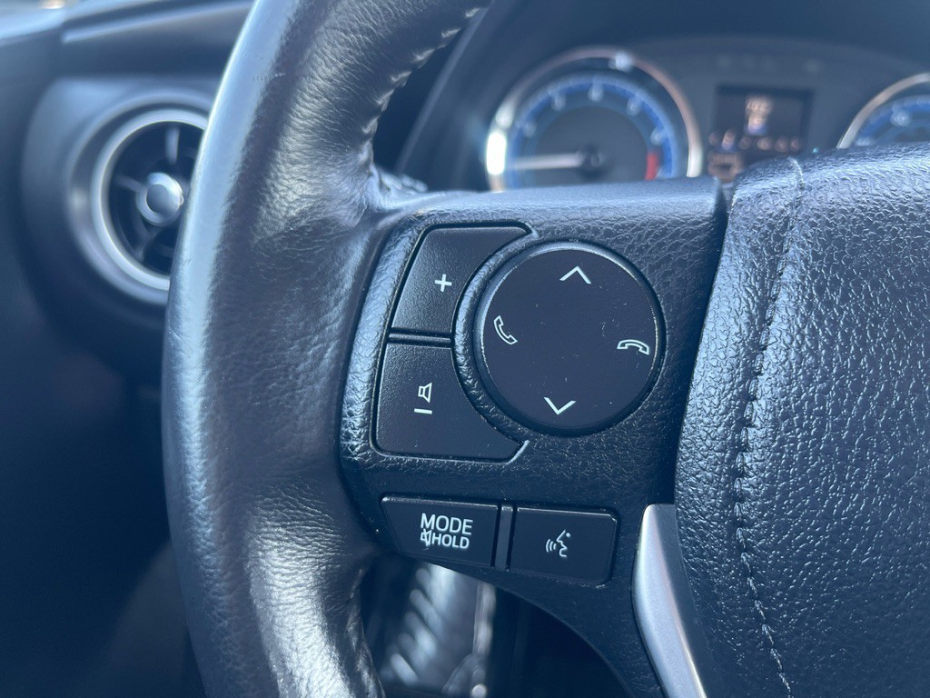 2017 Toyota Corolla Image 7