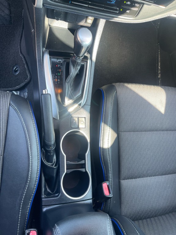 2017 Toyota Corolla Image 12