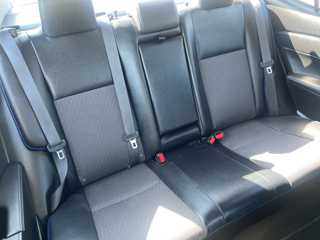 2017 Toyota Corolla Image 18