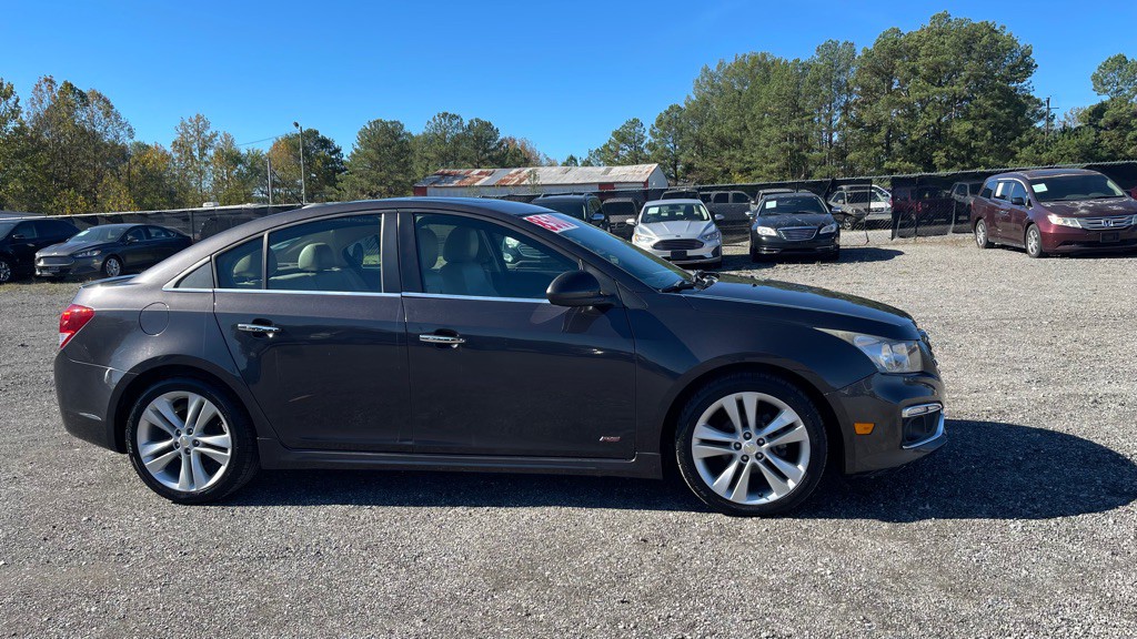 2015 Chevrolet Cruze Image 3