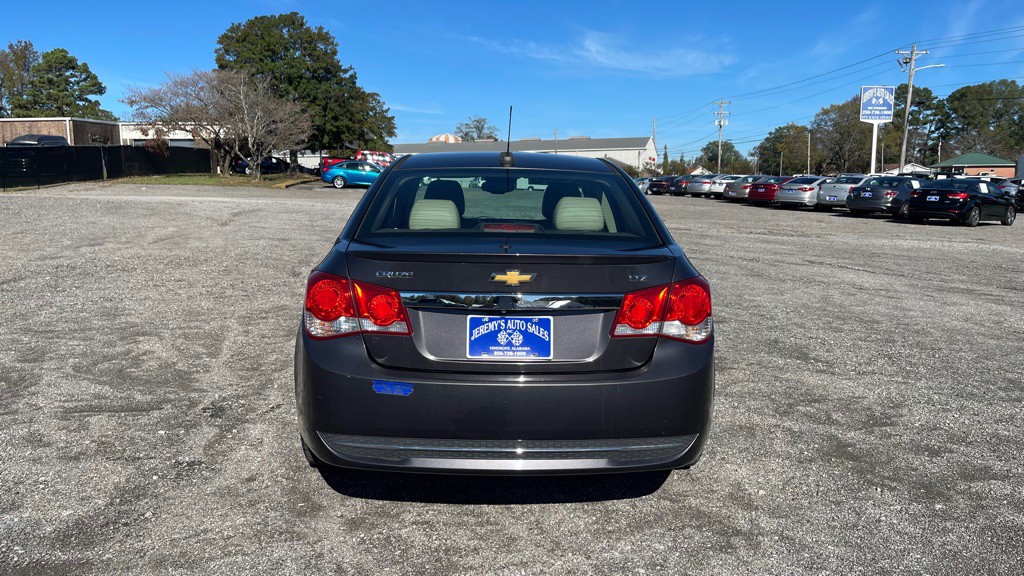 2015 Chevrolet Cruze Image 4