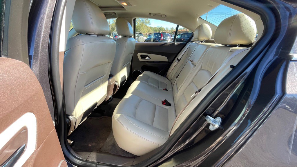 2015 Chevrolet Cruze Image 19
