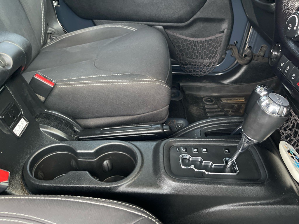 2016 Jeep Wrangler Unlimited Image 17