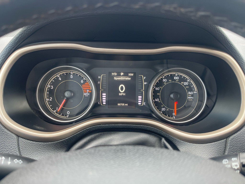 2016 Jeep Cherokee Image 9