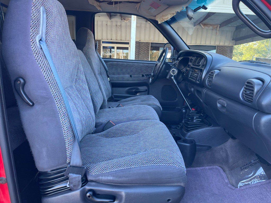 1998 Dodge Ram 1500 Image 9