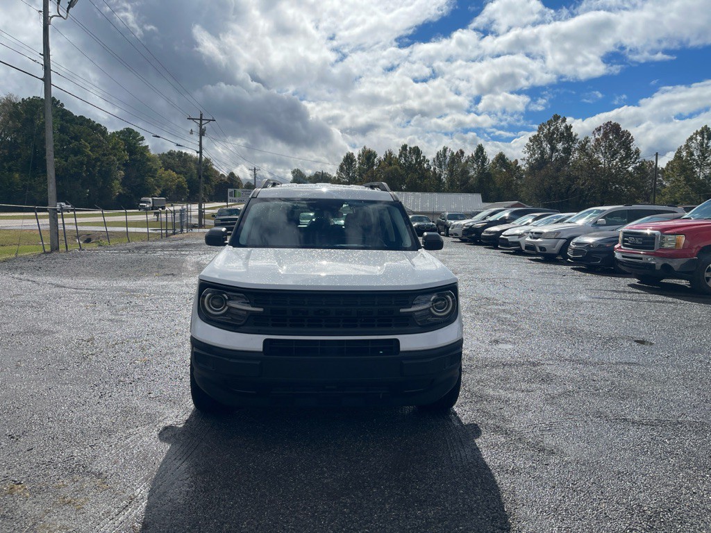2021 Ford Bronco Image 2