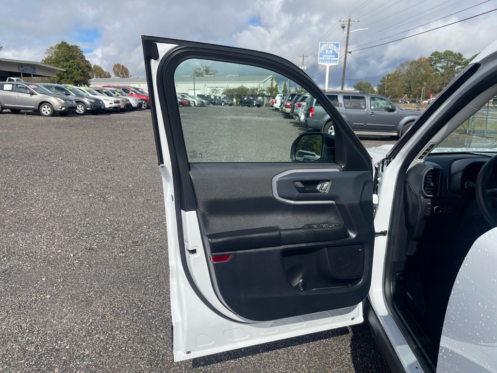 2021 Ford Bronco Image 14